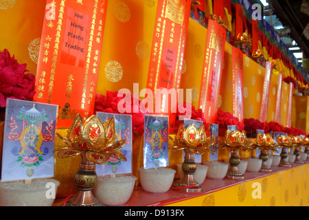 Singapur Thekchen Choling, tibetisch-buddhistischer Tempel, Organisation, Buddhismus, Religion, rotes Banner, Hui Chun, Chinesisches Neujahr, hanzi, Charakter, Chinesisch, Sing130 Stockfoto