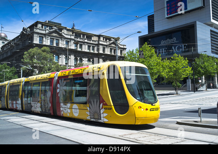 dh Melbourne Straßenbahn MELBOURNE Australien Yarra Trams Alstom Citadis C2 Klasse Bumblebee Straßenbahn moderne Straßenbahnen Stockfoto