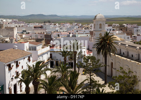 Blick auf die Stadt Conil De La Frontera, Andalusien, Spanien. Stockfoto
