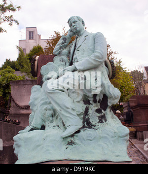 Grab in Saint-Vincent-Friedhof in Paris, Frankreich Stockfoto