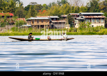 Täglichen Transport am Inle See, Myanmar Stockfoto