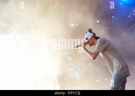 Deutscher Rapper Cro auf der Hauptbühne das Rockfestival führt "Rock am Ring" in Nuerburg, Deutschland, 7. Juni 2013. Tickets für die dreitägige Veranstaltung waren längst ausverkauft. Foto: Thomas Frey Stockfoto