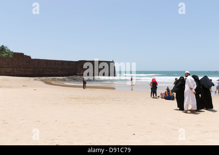 Sinquerim Beach Goa jetzt erholt sich von Küstenerosion. Stockfoto