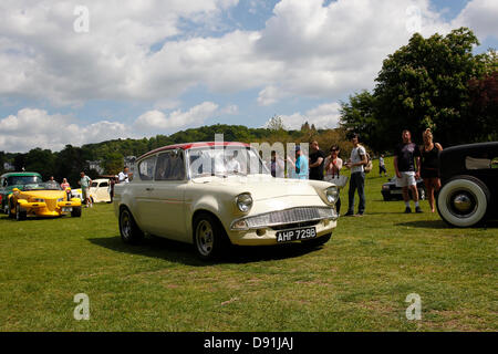 Boness auf Windermere, UK 8. Juni 'Hot Rod & Hills' Autos Tour Lake District in Bowness auf Windermere Kredit: Shoosmith Sammlung/Alamy Live News Stockfoto