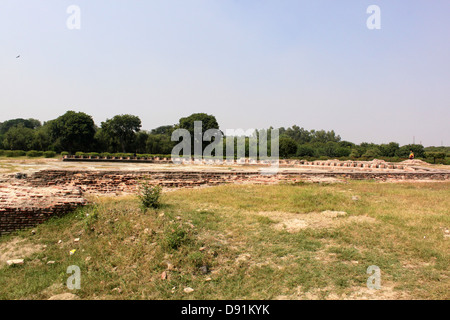 Mehtab Bagh, Lage des Black Taj auf der anderen Seite des Flusses Yamuna Agra Indien Stockfoto