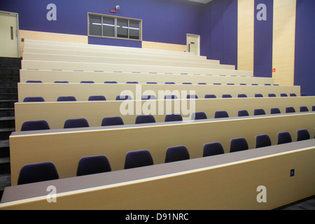 Singapore National University of Singapore NUS,Universitätsstadt,Schule,Studentencampus,Hörsaal,Auditorium,Sitzplätze,leer,innen,Sing Stockfoto