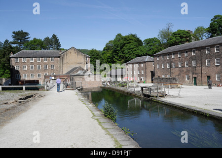 Old Mill Buildings, Arkwright's Mill Cromford Derbyshire England, Großbritannien, heute ein denkmalgeschütztes Gebäude, das zum Weltkulturerbe gehört Stockfoto