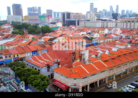 Singapur, Little India, Luftaufnahme von oben, Sri Veeramakaliamman Tempel, Hindu, bindi, zweistöckiges, Geschoss, Ladenhäuser, Ladenhaus, rote Lehmziegelstube Stockfoto