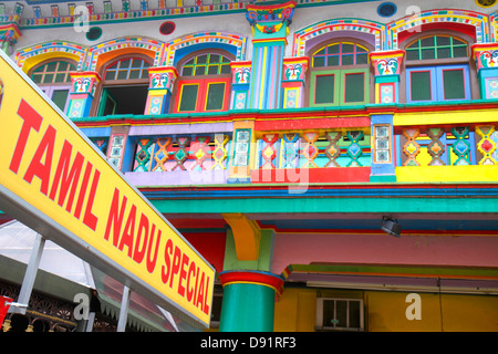 Singapore Little India, Curbau Road, zweistöckiges Gebäude, Geschäftshäuser, Geschäftshaus, farbenfroh, Schild, Tamil Nadu Special, Sing130206033 Stockfoto