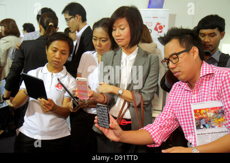 Thailand, Thai, Bangkok, Pathum Wan, Rama Road, Siam Discovery Center, Zentrum, Einkaufszentrum, Shopping Shopper Shop Geschäfte Markt Kauf Verkauf, Geschäft Geschäfte Geschäft Stockfoto