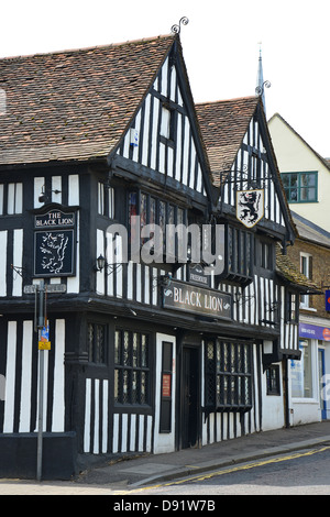 16th Century The Black Lion Inn, Bridge Street, Bishop’s Stortford, Hertfordshire, England, Vereinigtes Königreich Stockfoto