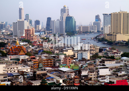 Bangkok Thailand, Thai, Samphanthawong, Chinatown, Luftaufnahme von oben, Aussicht, Gebäude, Stadt, Skyline der Stadt, Wolkenkratzer, Chao Phraya River, Tempel, Stockfoto