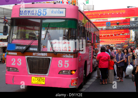 Bangkok Thailand, Thai, Samphanthawong, Chinatown, Yaowarat Road, Banner, chinesisches Neujahr, Bus, Bus, Boarding, Passagiere Reiter Reiter, Asiatisch Asiatisch Stockfoto