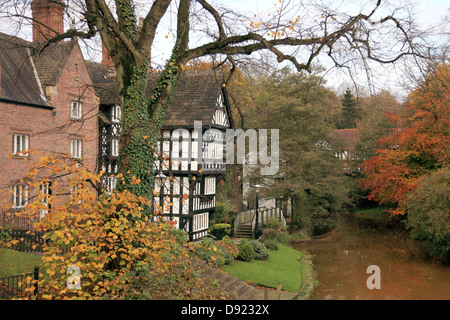 Das Paket-Haus auf der Bridgewater Canal bei Worsley und den Arm führt zu den Delph wurde einen unterirdischen Kanal Stockfoto