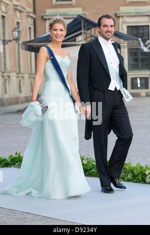 Stockholm, Schweden. 8. Juni 2013. Prinz Nikolaos und Tatiana Prinzessin von Griechenland kommen für die Hochzeit der schwedischen Prinzessin Madeleine und Chris O'Neill in der Kapelle des königlichen Palastes in Stockholm, Schweden, 8. Juni 2013. Foto: Patrick van Katwijk / Stockfoto