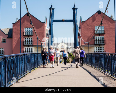 Hängebrücke über den Fluss Exe, Exeter, Devon, England Stockfoto