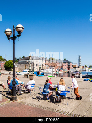 Sommer am Exeter Quay am Ufer des Flusses Exe und Kanal, Exeter, Devon, England Stockfoto