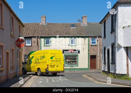 City Link Lieferwagen im Cleator Village, West Cumbria, England UK Stockfoto