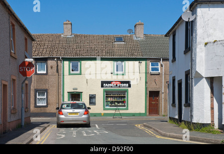 Kaufen Sie in Cleator Dorf, West Cumbria ein, England UK Stockfoto