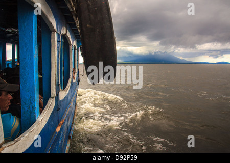 Segeln Sie auf der Insel Ometepe, gebildet von zwei Vulkanen, befindet sich im Nicaragua-See in Nicaragua Stockfoto