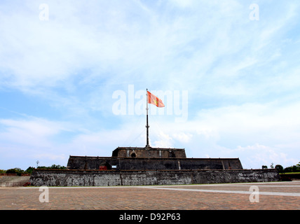 Die Kaiserstadt in Hue ist eine ummauerte Festung und Palast in der ehemaligen Hauptstadt von Vietnam. Stockfoto