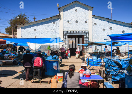 Marktplatz in Chivay in der Nähe von den Colca Canyon, Peru Stockfoto