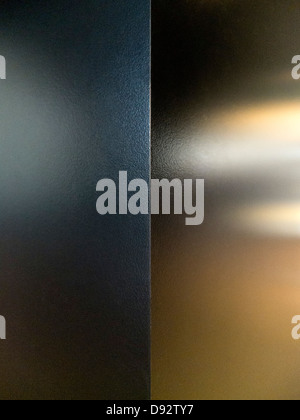 Licht durch Milchglas Stockfoto