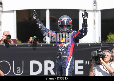 Montreal, Kanada. 9. Juni 2013.  der Sieger Sebastian Vettel (GER), Infiniti Red Bull Racing feiert im Parc Fermé - Formel 1 World Championship 2013 - Runde 07 am Circuit Gilles Villeneuve in Montreal, Kanada - Kredit-Sonntag, 9. Juni 2013: Dpa picture-Alliance/Alamy Live News Stockfoto