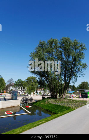 Ein Wasserspiel an der internationalen Garten zeigen 2013 (IGS) auf Insel Wilhelmsburg in Hamburg, Deutschland. Stockfoto