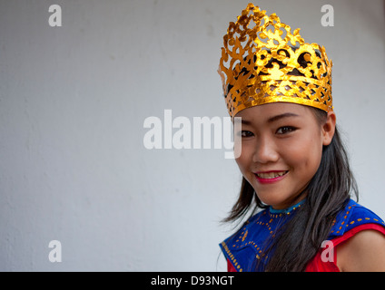 Mädchen In traditioneller Kleidung während der Pii Mai Lao Neujahrsfeier, Luang Prabang, Laos Stockfoto