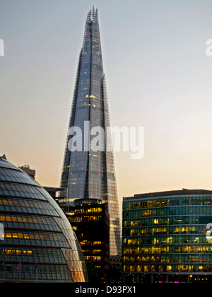 Aussicht auf mehr London Riverside zeigt die Scherbe, das höchste Gebäude in der Europäischen Union, London, England, Vereinigtes Königreich Stockfoto