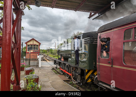 Sapper Hunslet 0-6-0 War Department Tenderlok, 1944 bei Ramsbottom Bahnhof o East Lancs Railway gebaut Stockfoto