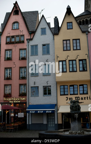 Sehr schmalen hohen Häuser Köln Köln Deutschland Deutschland Europa EU Stockfoto