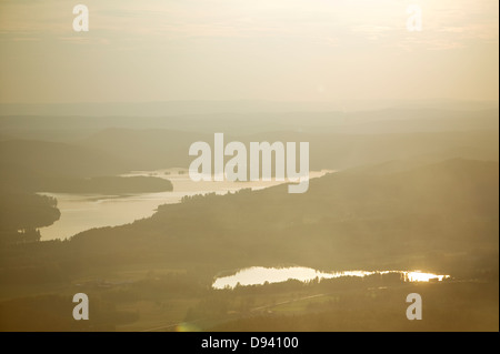 Seen in Waldlandschaft, Värmland, Schweden. Stockfoto
