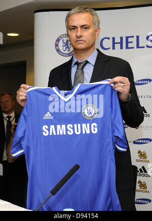 London, UK. 10. Juni 2013. Jose Mourinho Pressekonferenz offiziell enthüllen ihn als Rückkehr als Manager von Chelsea FC, Chelsea Football Club, London - 10. Juni 2013 Credit: KEITH MAYHEW/Alamy Live News Stockfoto