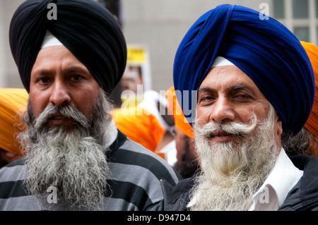 Rund 15.000 Kalistan Sikhs in London 1984 Massaker erinnern, wenn Tausende bei Angriff auf goldenen Tempel getötet wurden Stockfoto