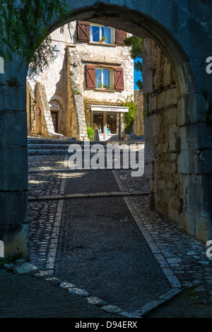 Eingangstor in Saint Paul de Vence in Frankreich Stockfoto