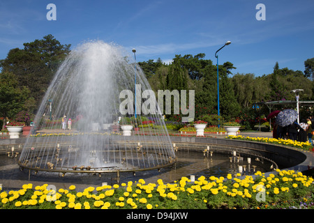 Dalat Blumengärten wurden 1966 gegründet wie Dalat ist ein ausgezeichneter Ort für Blumen und Pflanzen gedeihen. Stockfoto