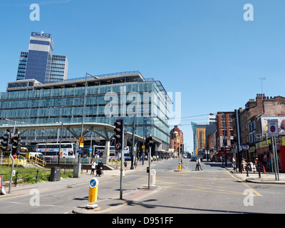 Blick in Richtung Rochdale Straße von Shudehill Austausch in Manchester UK Stockfoto