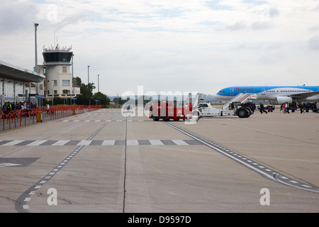 Flugzeuge warten auf steht bei Reus Flughafen Katalonien Spanien Stockfoto