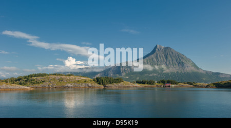 Sandhornoya Insel- und Bergregionen, Bodo, Norwegen Stockfoto