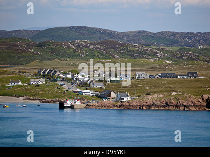 Caledonian MacBrayne Auto und Personenfähre vertäut MV Loch Buie am Pier in Fionnphort auf der Isle of Mull, Schottland Stockfoto