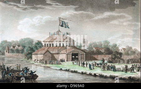 Shakespeare Jubiläum, Stratford-upon-Avon, 6-8 September 1769, organisiert von der großen englischen Schauspieler David Garrick (1717-1779), hölzernen Pavillon am Fluss Avon und Feiern in Fortschritte errichtet. Aquatinta von 1795. Stockfoto