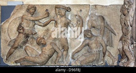 Teil der Bassae Fries. Griechisch, ca. 420-400 BC. Aus den Apollontempel bei Bassae. Das Fries zeigt zwei Schlachten. Stockfoto