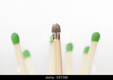 Grün aus Holz Spiele gegen einen Hintergrund Stockfoto