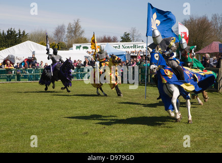 Reenactment-Event mit Anzeige der Ritter Ritterturniere, Mitte und West Suffolk Show, England Stockfoto