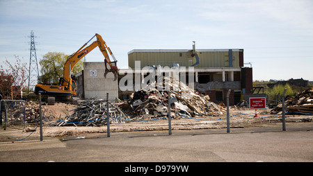 Deindustrialisierung und Abriss des alten Industriegebäude in Brantham, Suffolk, England Stockfoto