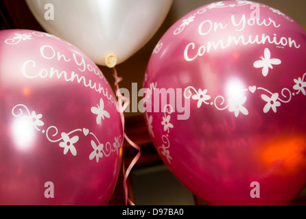 Erste Heilige Kommunion Feier Ballons Stockfoto