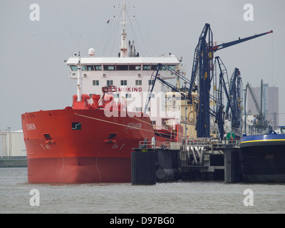 Tanker Schiff Stenheim im Bereich Erdöl Hafen der Hafen von Rotterdam, die Niederlande Stockfoto