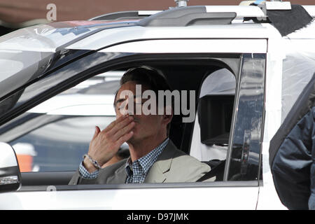 Sunderland, Massachusetts, USA. 12. Juni 2013. Robert Downey Jr. am Set von "Der Richter," in Sunderland, Massachusetts, 12. Juni 2013. Bildnachweis: Susan Pease/Alamy Live-Nachrichten Stockfoto